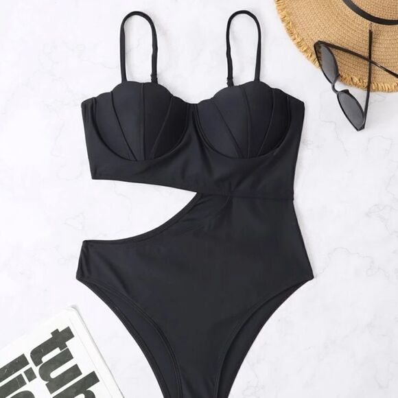 One Piece Swimwear LUXE Seashell - Picture 2 of 9